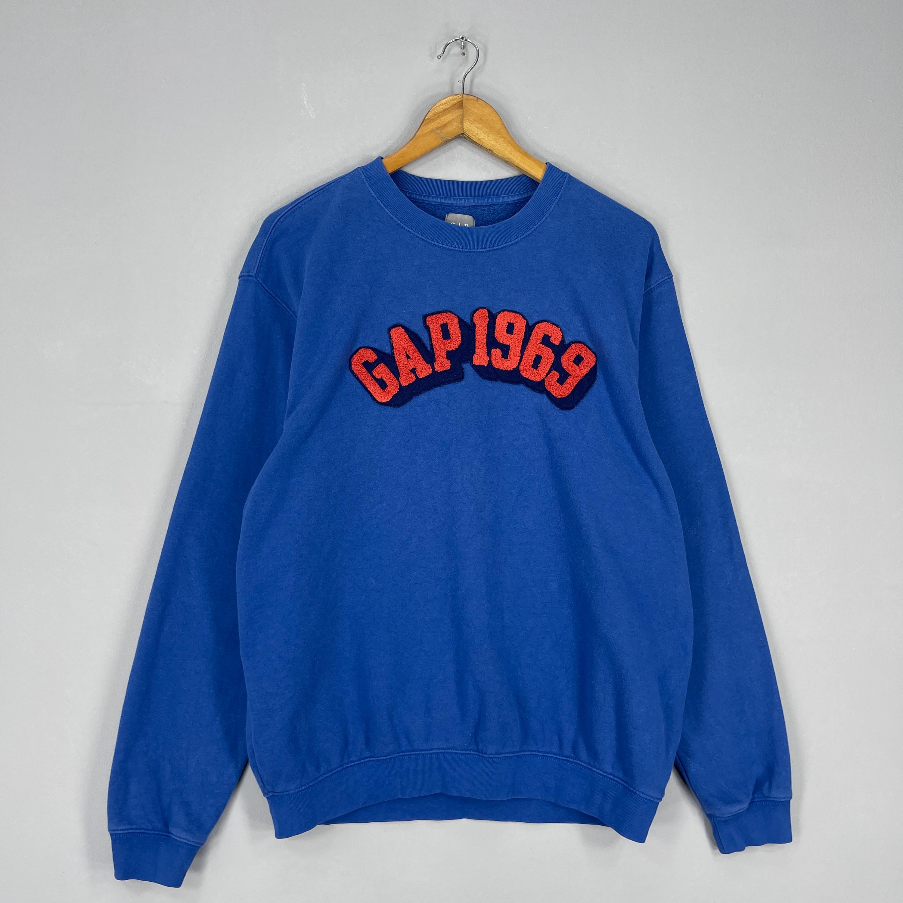 Vintage Y2K GAP 1969 Crewneck Sweatshirt Medium Gap Spell Out