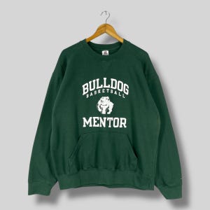 BULLDOG BASKETBALL Sweatshirt Crewneck Xlarge Vintage 90&#39;s Badger Sport Bulldog Basketball Mentor Spellout Green Sun Faded Sweater Size XL