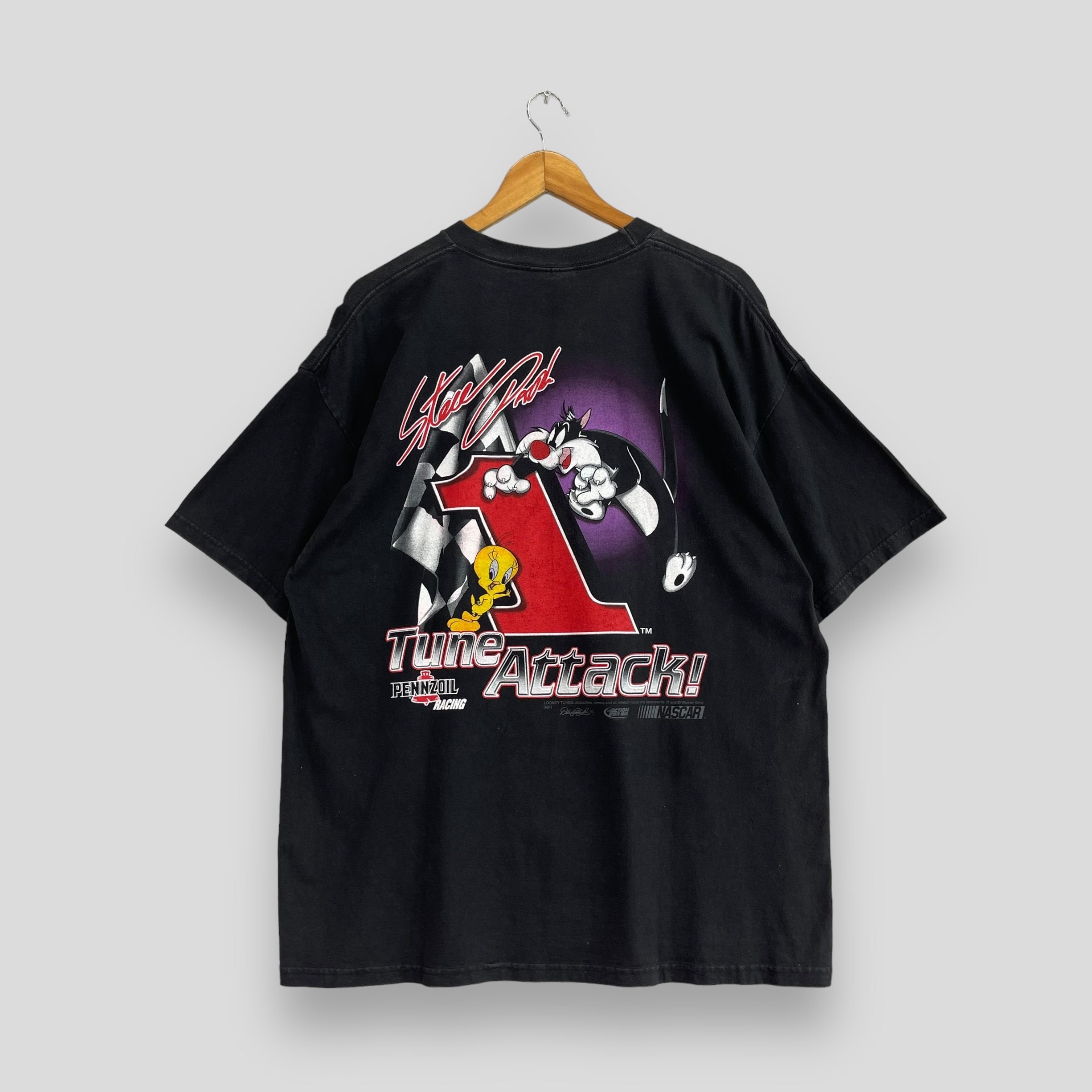 Vintage NASCAR Tshirt Large 1990s Looney Tunes Sylvester