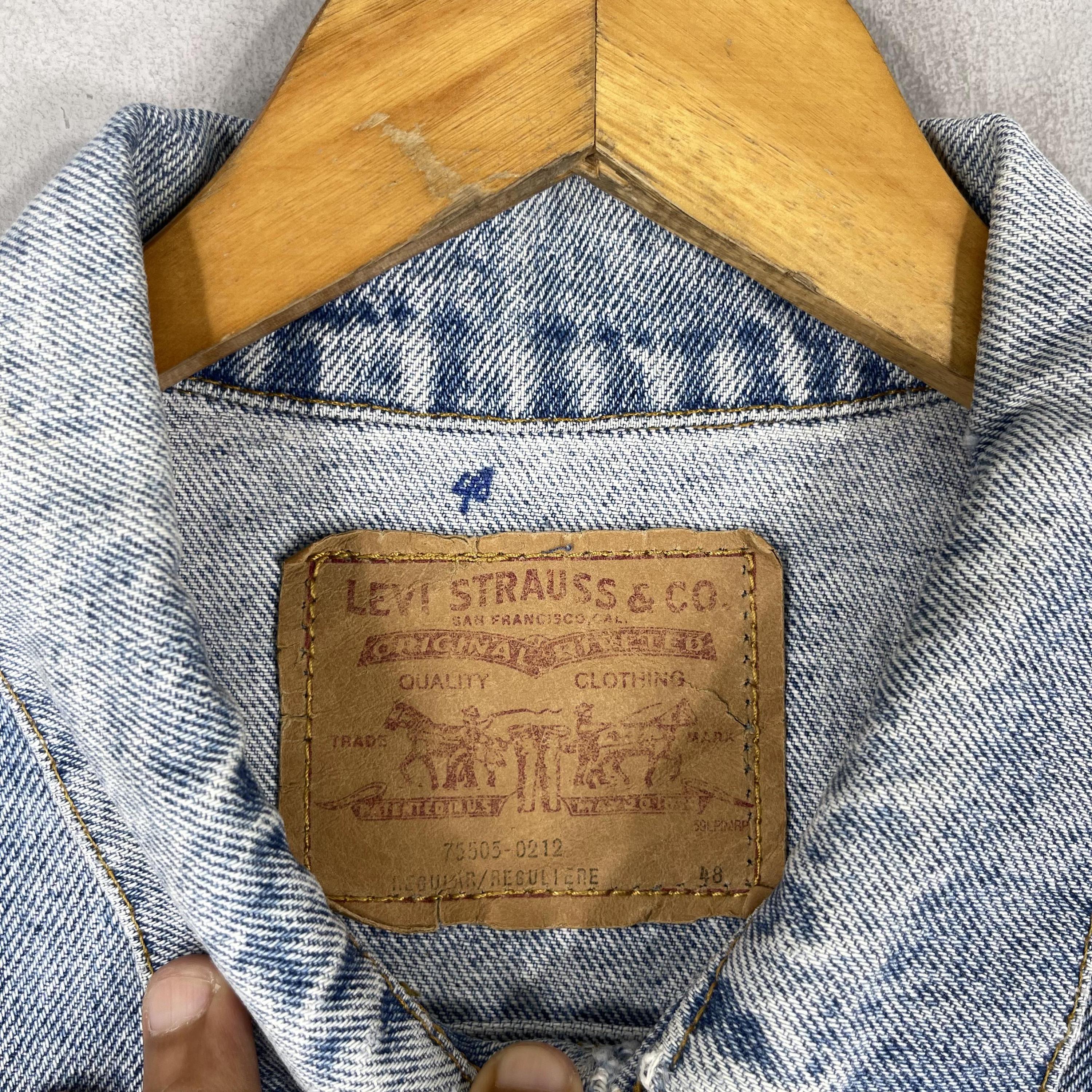 Vintage 1990s LEVIS 75505-0212 Denim Trucker Jacket Medium Levis