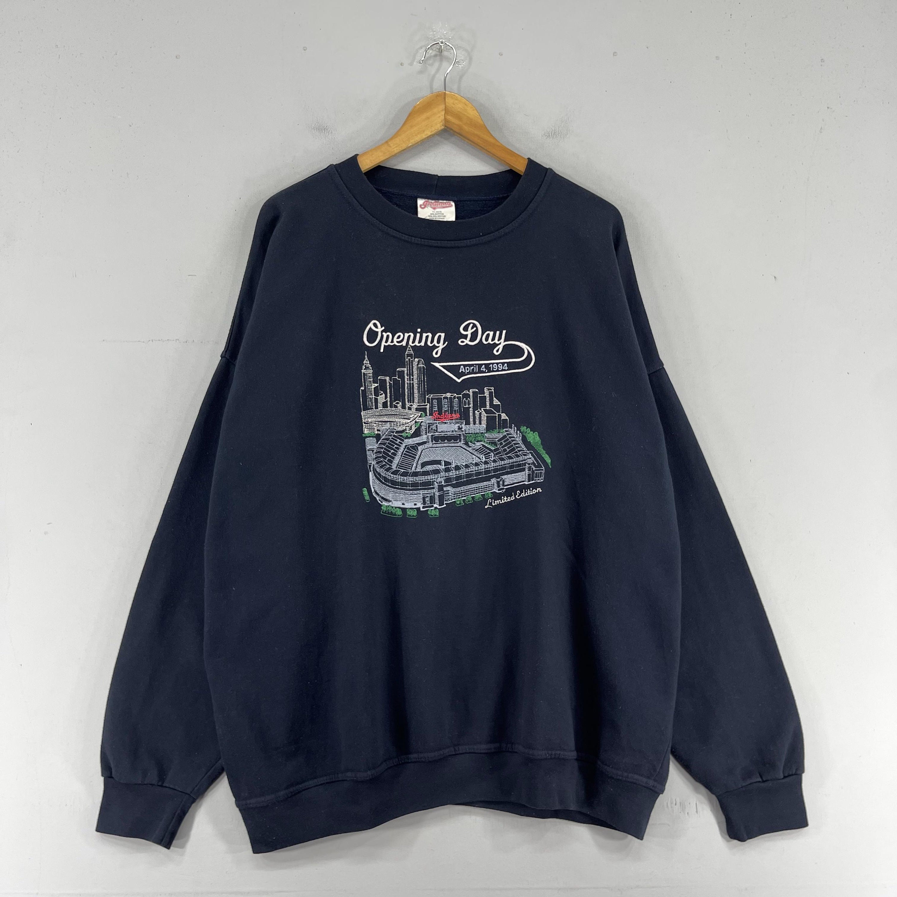 Vintage 90's INDIANS Crewneck Sweatshirt Oversized Canada City