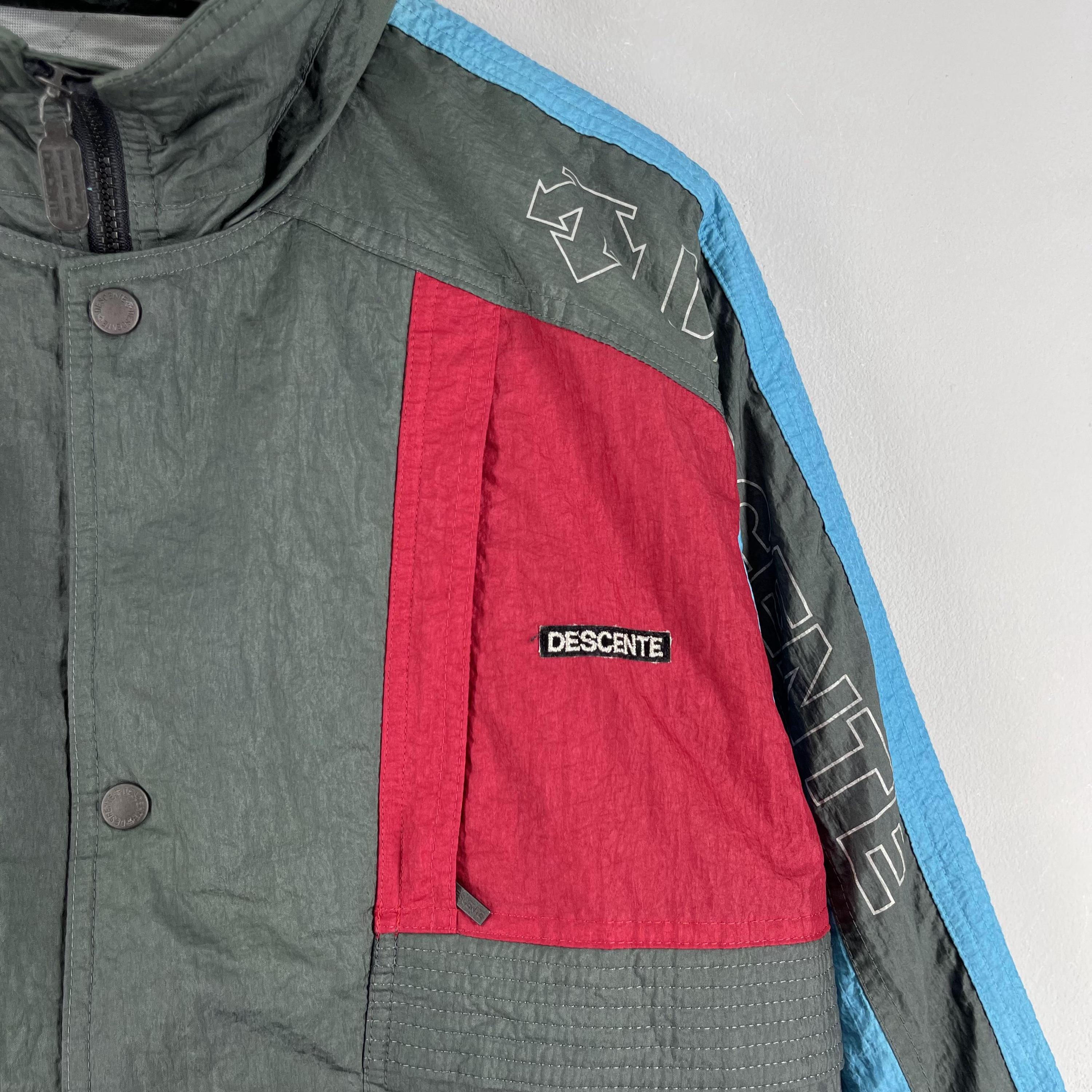 Vintage DESCENTE Ski Jacket Large Descente Racing Team Spellout