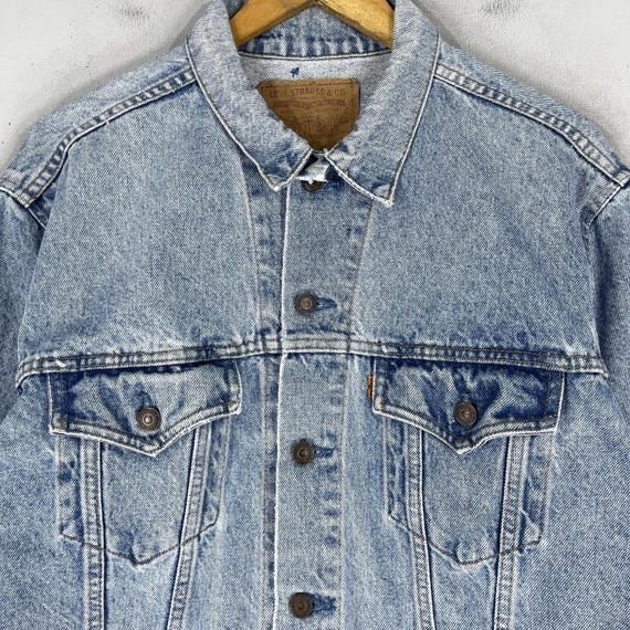 Vintage 1990s LEVIS 75505-0212 Denim Trucker Jacket Medium Vintage 1990s LEVIS 75505-0212 Denim Trucker Jacket Medium