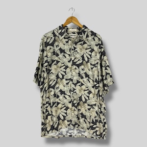 Vintage 1990s CAMPIA MODA Hawaii Rayon Shirt Large Hawaiian Tropical Floral Hibiscus Flower Motive Printed Aloha Wear Shirt Button Up Size L