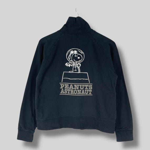 Vintage 90's SNOOPY Zip Up Sweater Medium Peanuts Snoopy Astronaut Printed Sweatshirt Snoopy Black Distressed Zipper Youth Sweater Size M