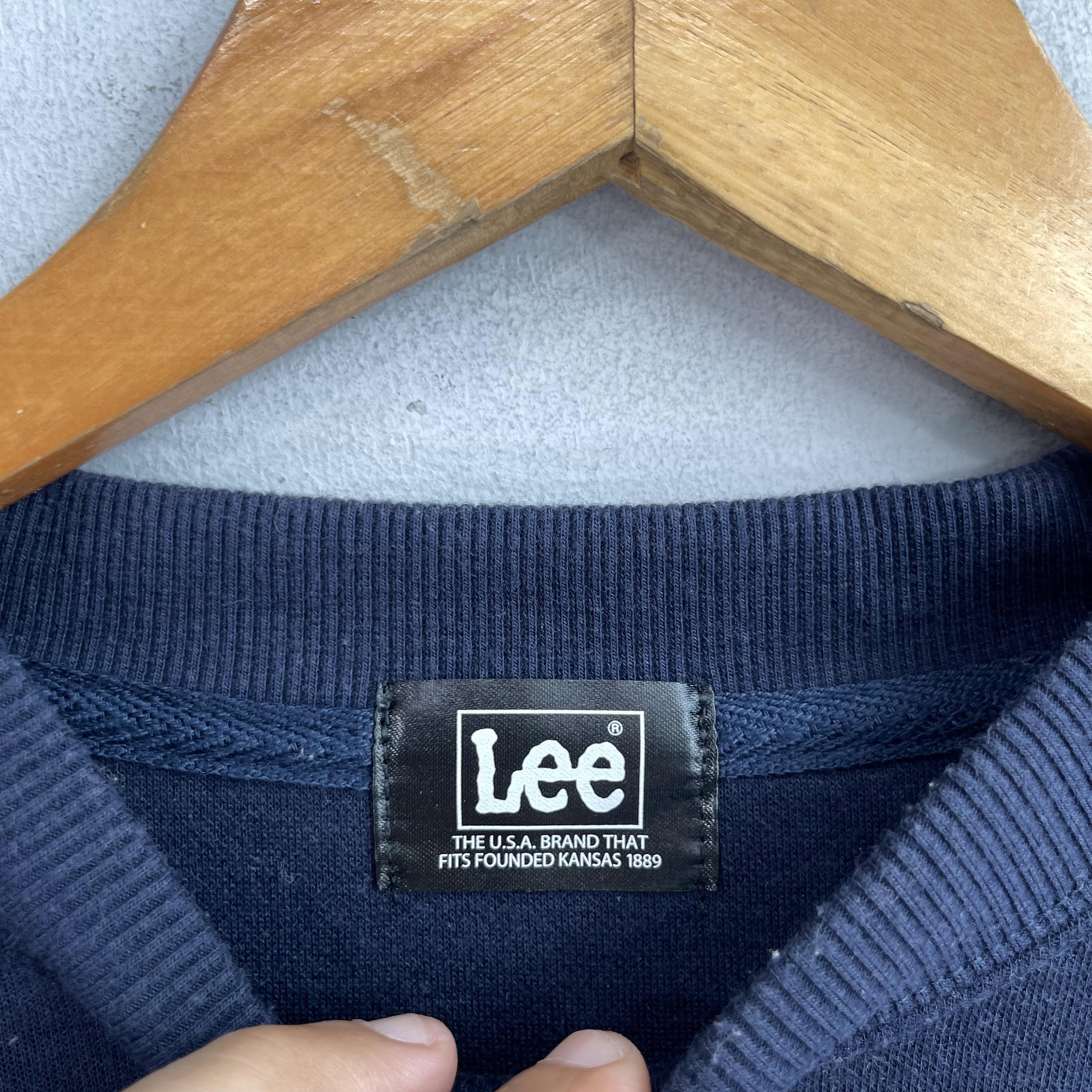 Vintage 1990s LEE Crewneck Sweatshirt Medium Lee Spell Out Big