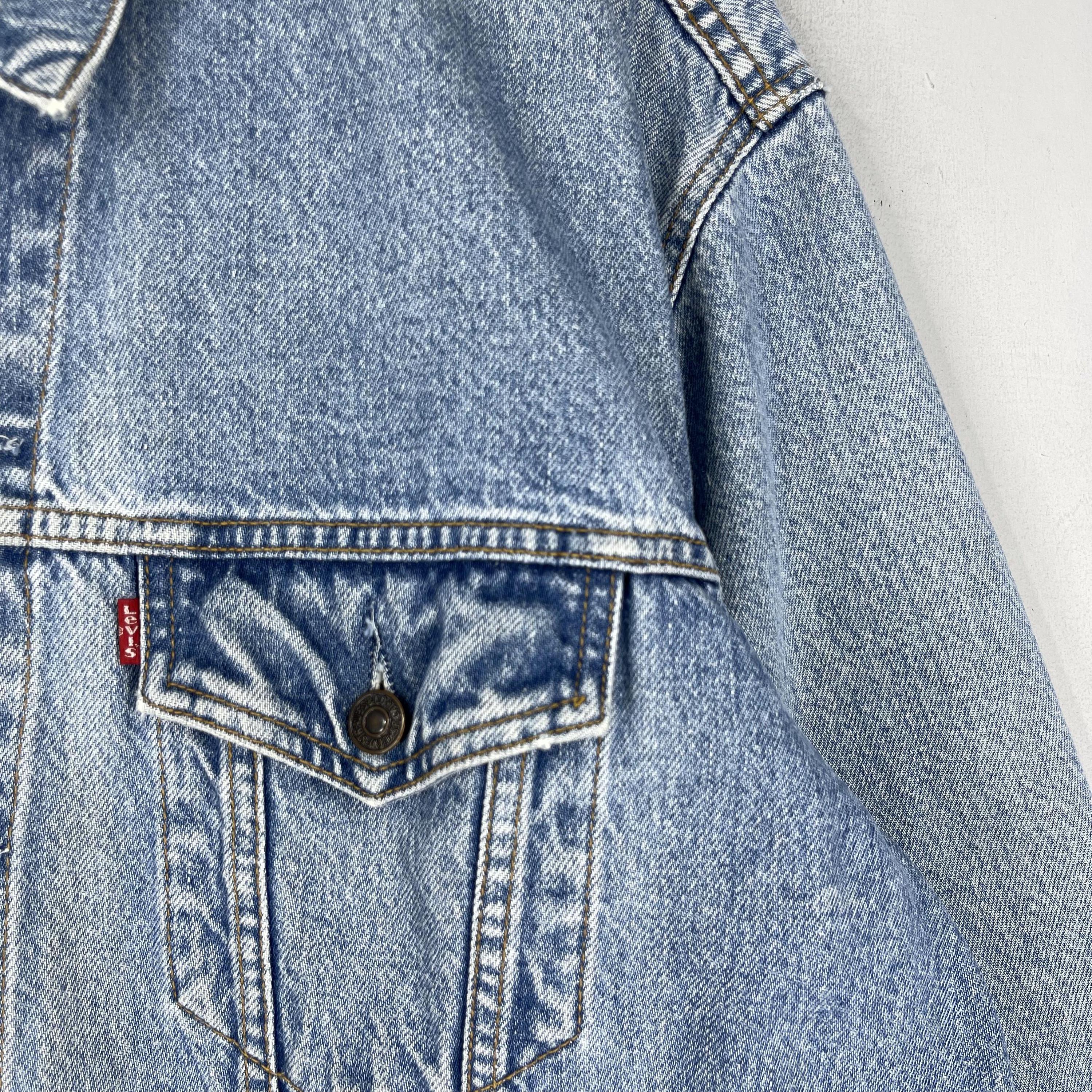 2冊セット 未使用 LEVI’S VINTAGE DENIM JACKETS Levi's® Vintage Clothing Men's 1953 Type II Jacket - Indigo