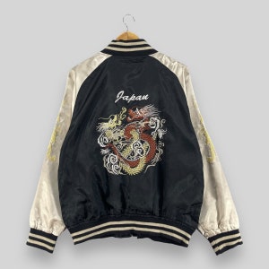 Vintage 1990er Jahre SUKAJAN Japan Drachen Souvenir Jacke Medium Japanische Traditionelle Drachen Tora Stickerei Satin Sukajan Jacke Schwarz Größe M