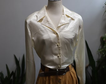 Vintage 1990s Eva Laurel NY ivory white satin long sleeve blouse button down
