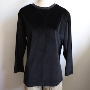 Vintage 1990s Forenza black velvet velour pullover sweatshirt sweater blouse long sleeve