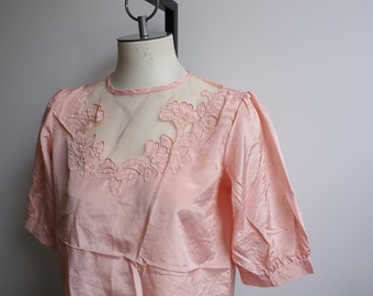 Vintage 1980s short sleeve pastel light pink blouse
