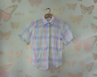 vintage 1980s 90s pastel light pink plaid short sleeve button down blouse shirt accent