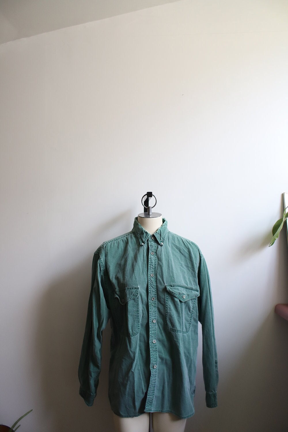 Vintage 1980s 90s Snafu faded green button down oxford shirt distressed worn in