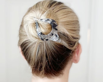 small, gray tortoise | The Best Hair Clip