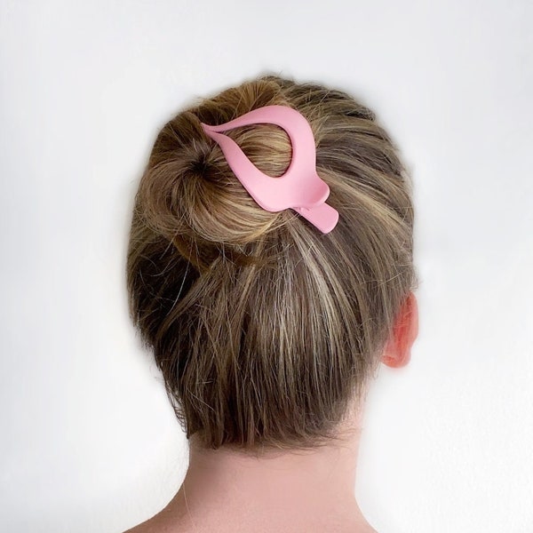 small, matte pink | The Best Hair Clip