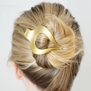 small, gold | The Best Hair Clip