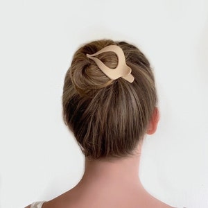 small, matte beige | The Best Hair Clip