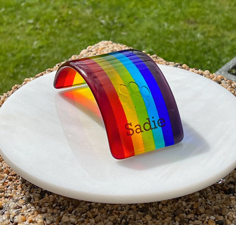 Glass Rainbow Bridge Pet Memorial, personalizado con nombre o huella de pata, opción de caja de regalo, opción de tarjeta de regalo, disponible en 3 tamaños imagen 10