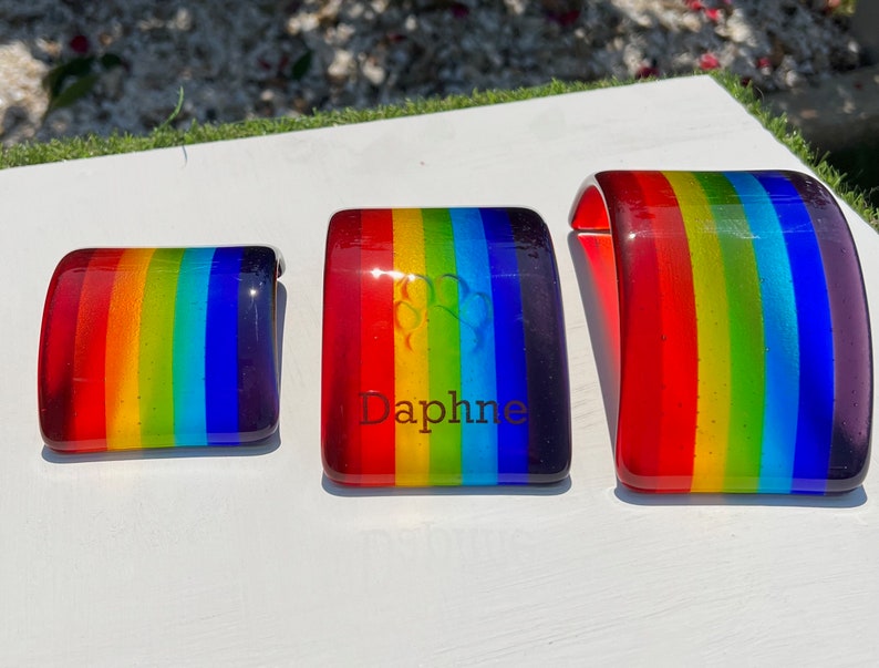 Glass Rainbow Bridge Pet Memorial, personalizado con nombre o huella de pata, opción de caja de regalo, opción de tarjeta de regalo, disponible en 3 tamaños imagen 8