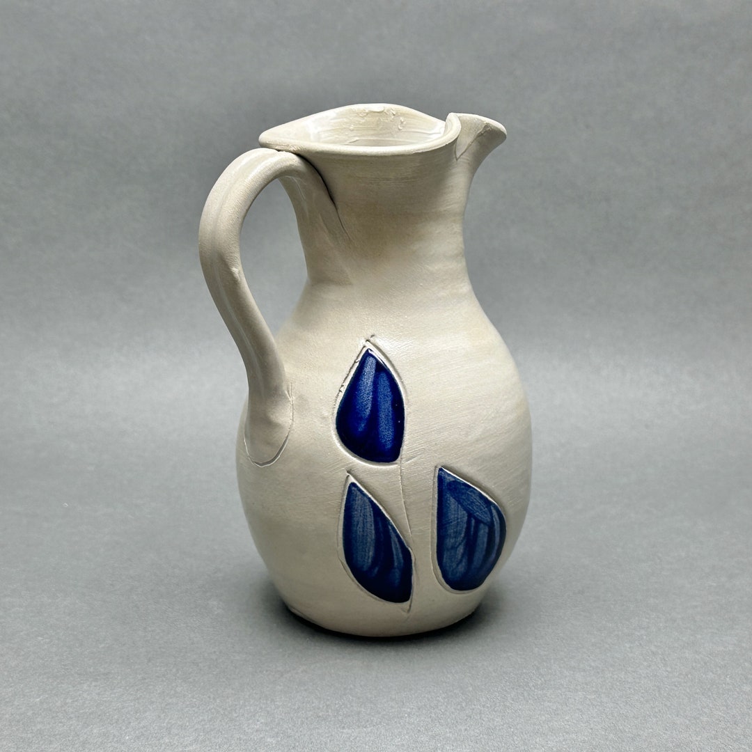 Vintage Williamsburg Pottery Lightfoot, Virginia Salt Glazed Gray