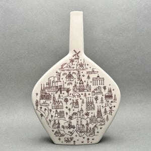 Vintage MCM Riemerschmid Escorial Amber Liqueur Bottle Vase. Made in Munich, Germany