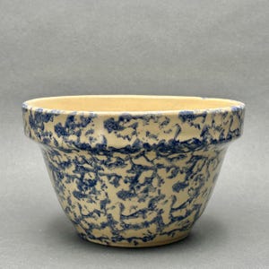 Vintage RRP Co. Robinson Ransbottom Pottery Co. Blue Spongeware Stoneware Ceramic Mixing Bowl