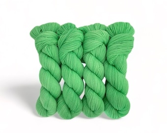 APPLE DROP - Hand Dyed 100% Peruvian Highland Wool -  Fingering/Sock Weight Yarn  - 100g Skein