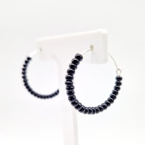 BLACK Seed Bead Hoop Earrings • 25mm Minimal Bead Hoop Earrings • Black Lightweight Bead Hoops • Simple Bead Hoop Earring • Black Bead Hoops