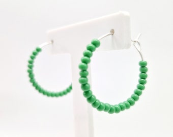 GREEN Seed Bead Hoop Earrings • 25mm Minimal Bead Hoop Earrings • Green Lightweight Bead Hoops • Simple Bead Hoop Earring • Green Bead Hoops