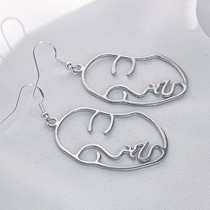 Sterling Silver Face Outline Picasso Sterling Silver Face Outline Picasso