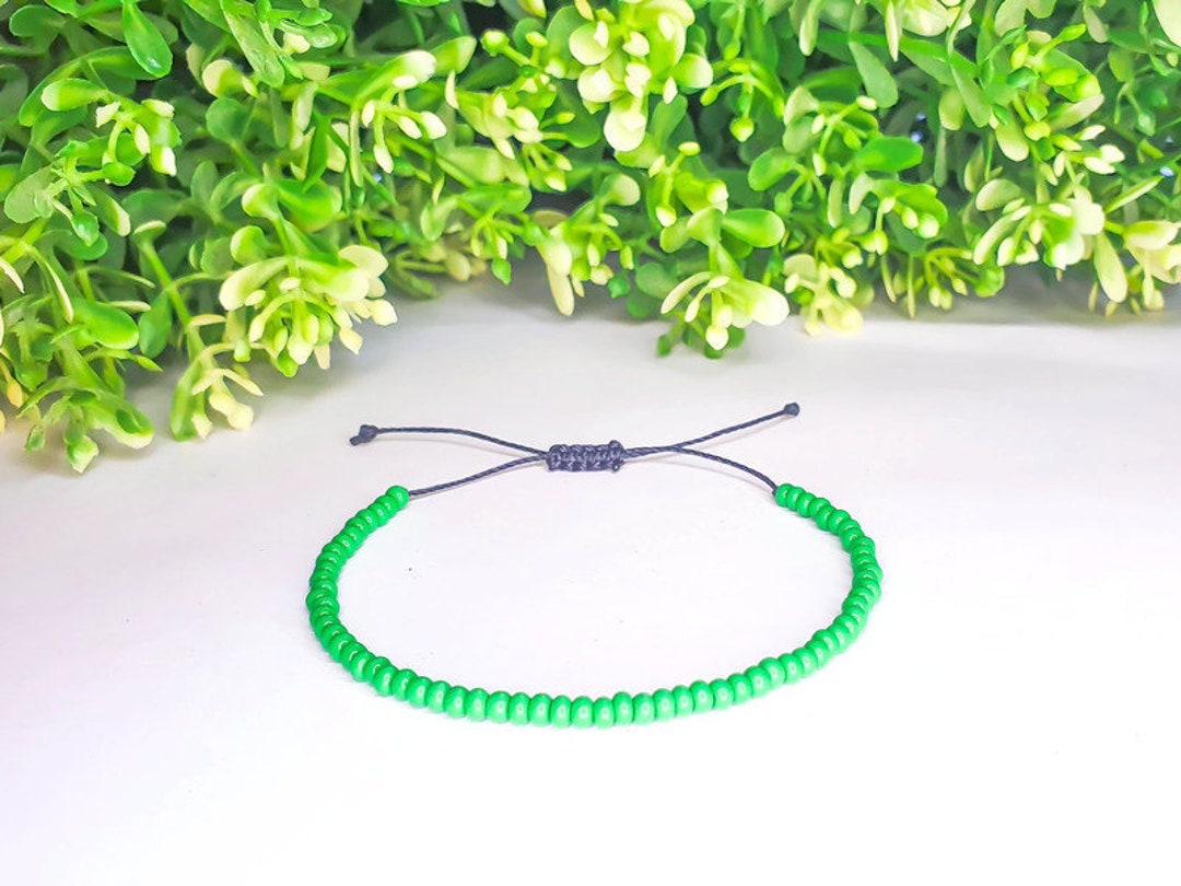 GREEN Beaded Minimal Cord Bracelet Size 67 Inches Opaque GREEN Bead