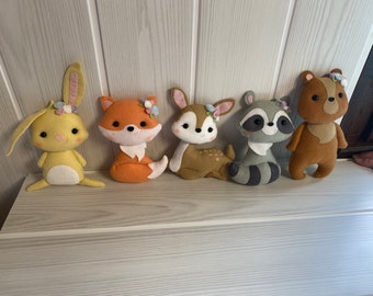 felt animals, interior felt decoration, room decoration, babyshower decoration, birthday decoration