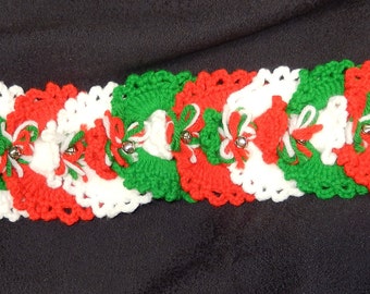 Vintage Crochet Christmas Door Hanger Wreath Bell Handmade Red Green & White w/Jingle Bells