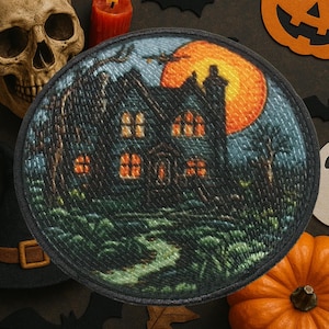 Haunted House Patch/Iron-On Patch/Halloween Costume/Creepy & Spooky/Kids Gift/Sew-On Applique for Clothes Jacket Backpack Trick-or-Treat Bag