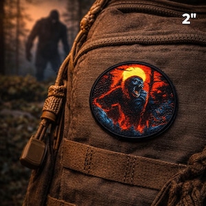 Parche de Pie Grande Rugiente/Parche Termoadhesivo/Criatura Críptica del Bosque/Insignia Paranormal/Aplique Cosido para Ropa, Chalecos, Chaquetas, Sombreros, Mochilas