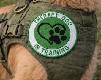 Parche de perro de terapia en entrenamiento/Parche termoadhesivo/Regalo para amantes de las mascotas/Aplique bordado para coser en chalecos, chaquetas, arneses, ropa y mochilas.