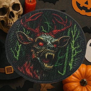 Zombie Reh Aufnäher, Patch zum Aufnähen, Undead Forest Abzeichen, Halloween Buck Aufnäher für Jacke, Rucksack, Trick-or-Treat Tasche