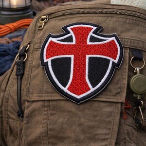 Knight Templar Patch/Iron-On Patch/Shield Crest/Medieval Badge, Coat of Arms/Embroidered Sew-On Applique for Clothing Vest/Jacket Backpack image 3