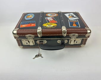 Vintage Suitcase With Travel Stickers – Retro Luggage Case With Keys