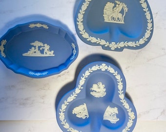 wedgwood england blue jasperware decorative trinket dish lot, wedgwood soap dish lot, 3 piece wedgwood jasperware