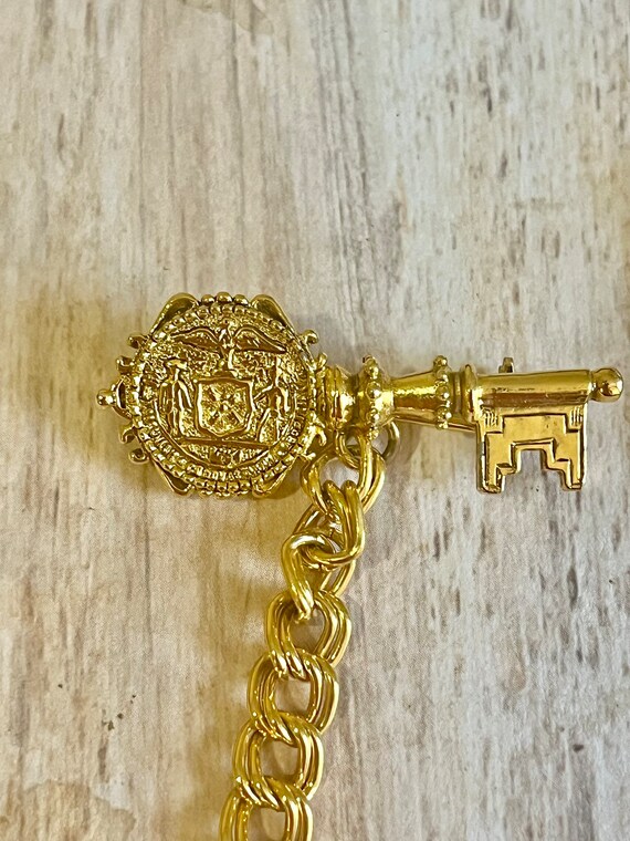 Victorian revival Lock and Key brooch marked Jean… - image 6