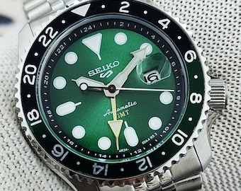 Preowned Seiko 5 Sports SKX GMT Green / Silver / Blue / Yellow / Black Dial Automatic Men's Watch – Like New