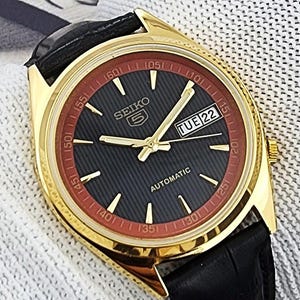 Vintage Seiko 5 Japan Automatik Herrenuhr Vergoldetes Gehäuse Schwarzes Zifferblatt Day-Date Ausstellung Zurück 17 Juwelen Refurbished Geschenk für Ihn 410-09