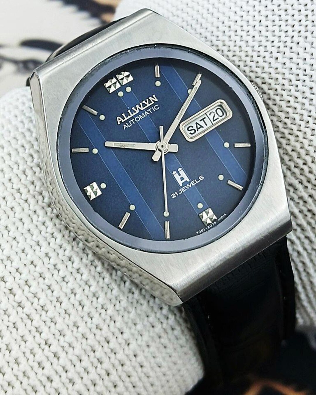 Vintage Refurbished Allwyn Automatic Indian Mens Wrist Watch 21J Day ...