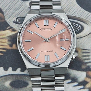 Orologio automatico Citizen Tsuyosa NJ0158-89Y – Quadrante Pantone Warm Sand da 40 mm / Vetro zaffiro / Acciaio inossidabile / Nuovo, senza scatola e documenti immagine 5