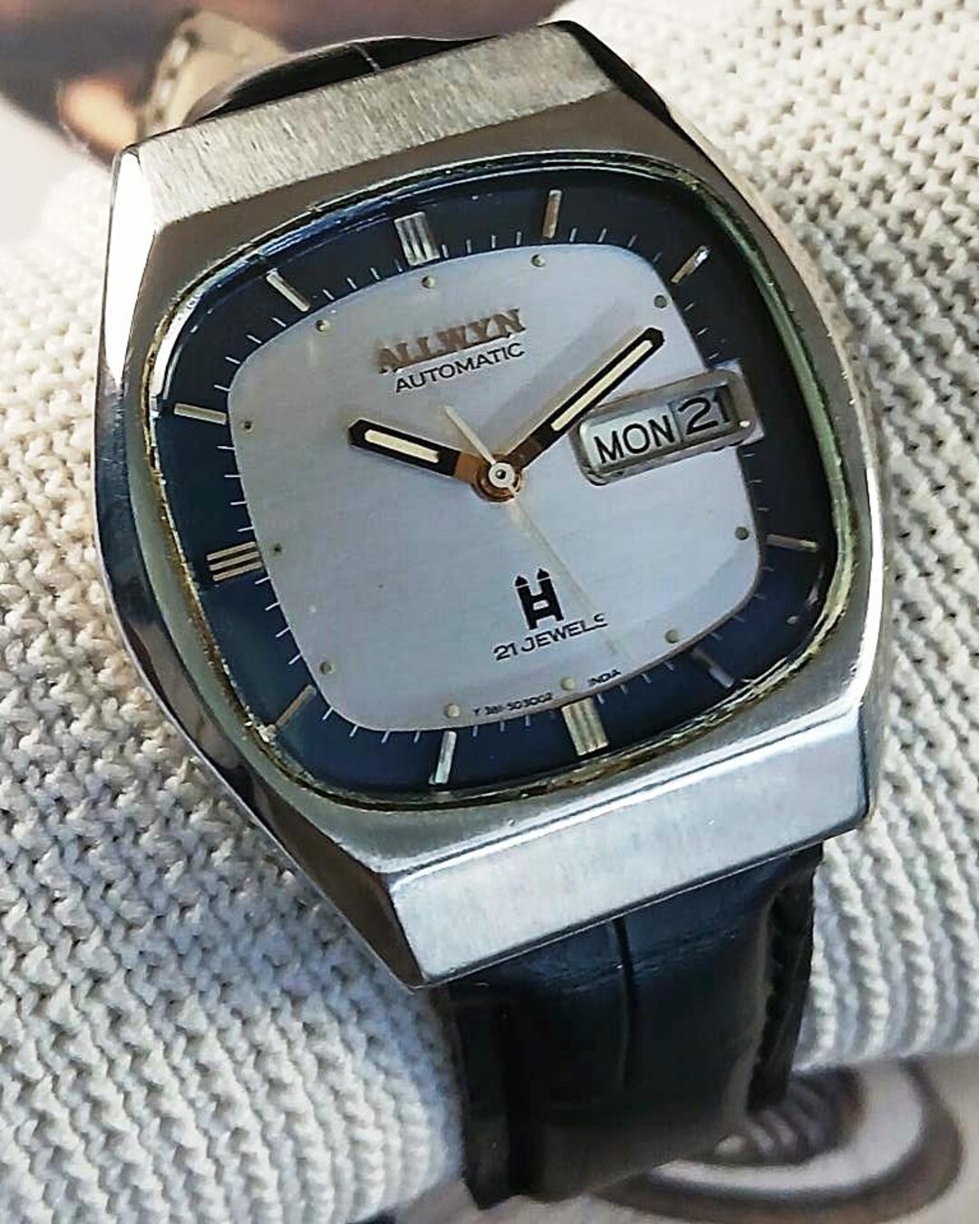 Vintage Refurbished Allwyn Automatic Indian Mens Wrist Watch 21J Day ...