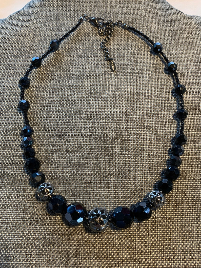 Esmor beaded necklace