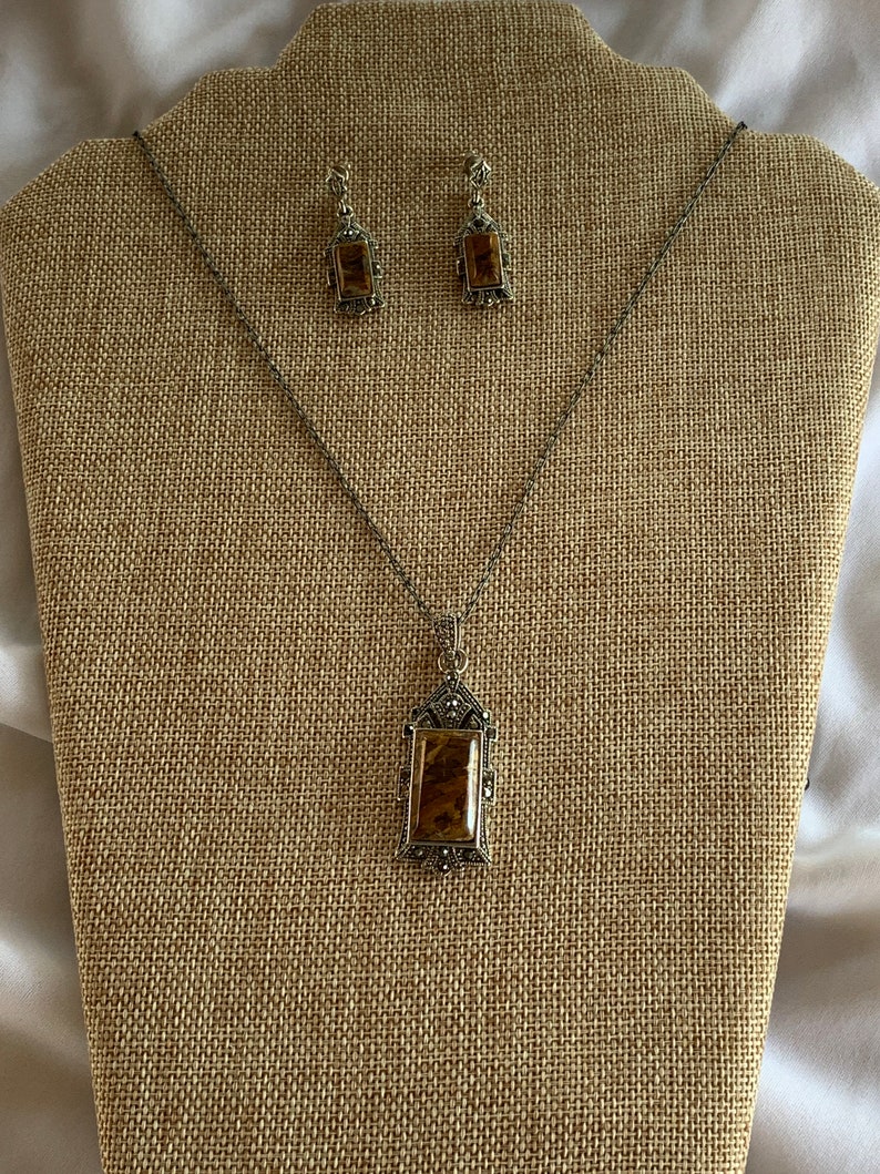 Vintage Style Brownstone necklace /& earring set