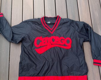 Vintage NBA Chicago Bulls “ROOKY” Pullover Windbreaker – Men’s XL