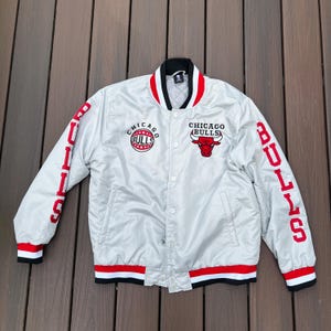 Vintage Chicago Bulls NBA Satin Bomber Jacket – Men’s Large